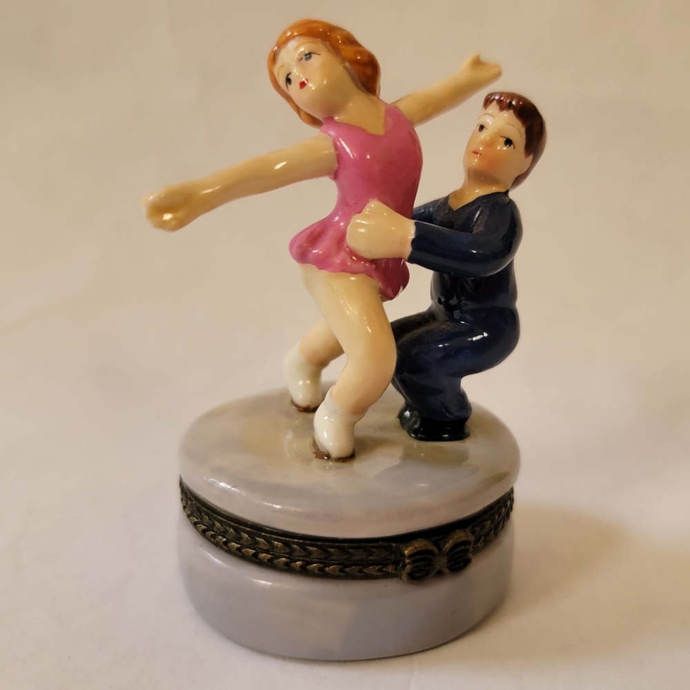 Dancers Skaters Couple Hinged Trinket Box Porcelain